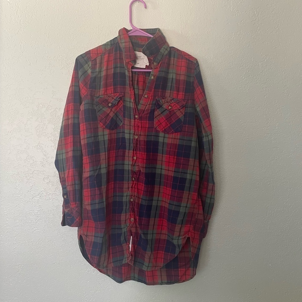 H&M plaid button down shirt